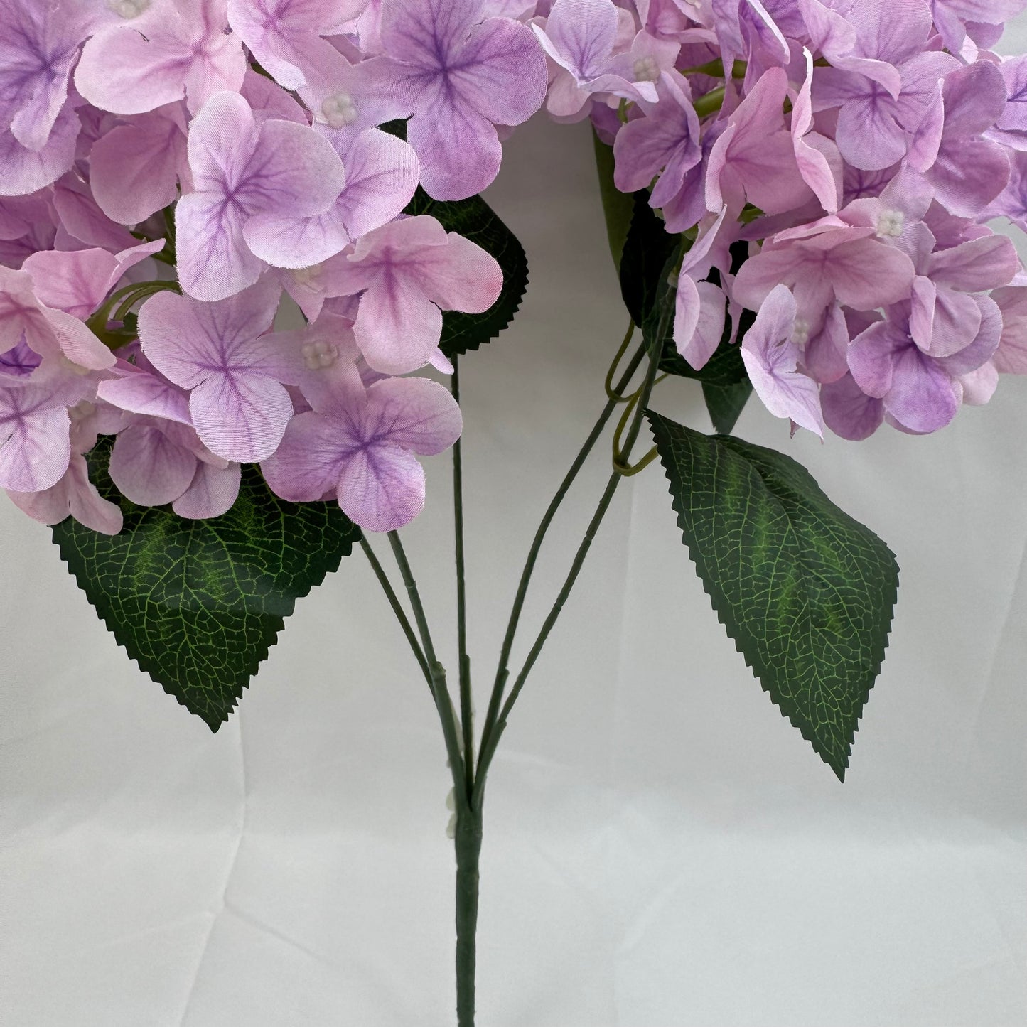 Lilac Silk 3D Hydrangea Bush - 5 Heads