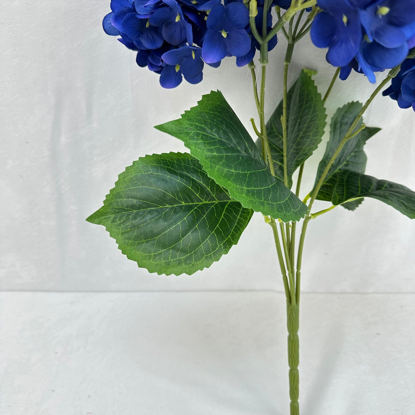 Blue Silk Pomegranate Hydrangea Bush - 5 Heads